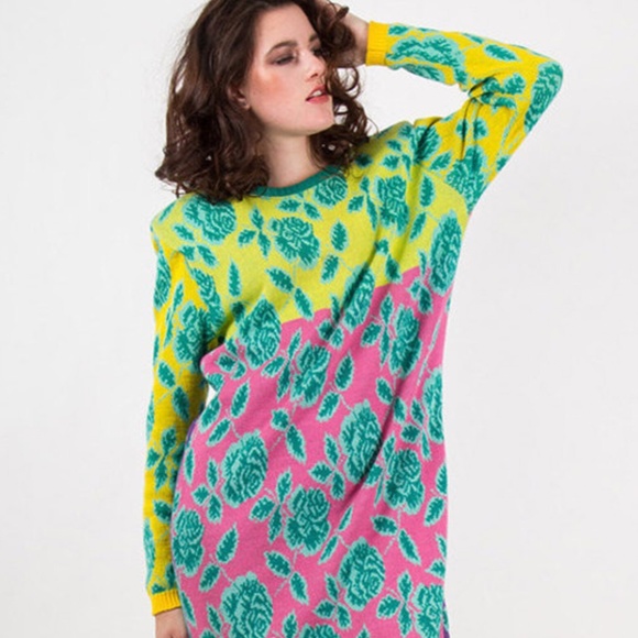 Betsey Johnson 80's label Vintage Sweater Dress! - Picture 4 of 10